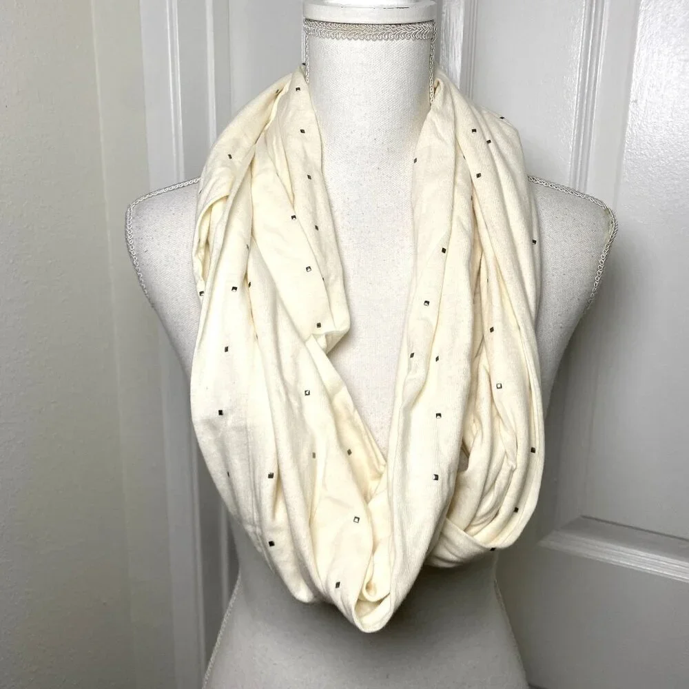 Vintage Juicy Couture Ivory Infinity Scarf Metal Embellishments. B8